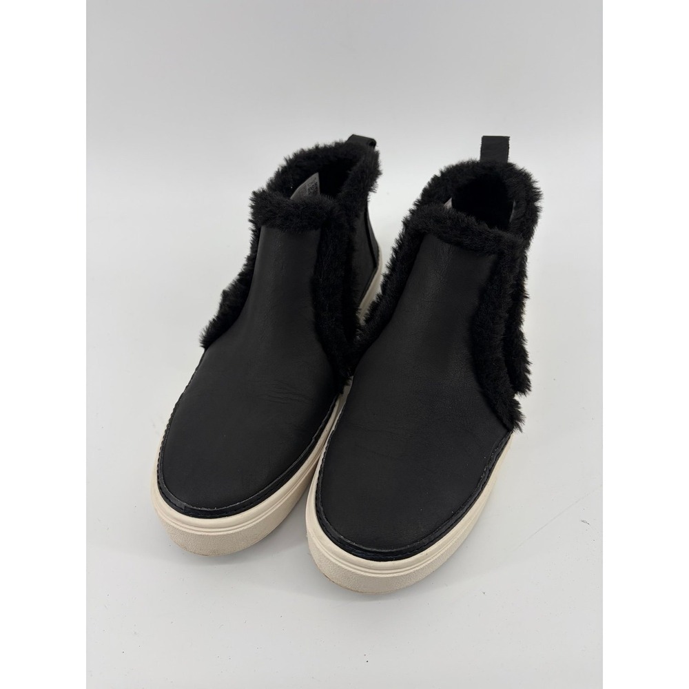 Toms Paxton Leather Sneaker, Black Slip-On, Ankle Boot,‎ Faux Fur, Women's 7.5